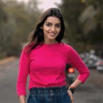 Deepika Damu Instagram – Livin’✨
📸: @_.tamill.__
#nomakeup
#kanaakaanumkaalangal #vijaytelevision #disneyplushotstartamil #deepikainkanaakaanumkaalangal #deepuuinkanaaasharitha #deepuuharitha #deepuuharithakanaa #harithatomboy #deepuutomboy #deepuuharithatomboy #deepuureels #deepuuofficial #reels #deepuuinsaree #ᴛʀᴇɴᴅɪɴɢʀᴇᴇʟs #dancevideo #jodiareuready #jodiareuready💃🕺 #deepikadamu #deepikajodi