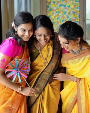Deepika Damu Instagram - Part Of My Pack✨🥹
Missed Many>>

Captured @shot.ssup
@midaswesuals

#kanaakaanumkaalangal #vijaytelevision #disneyplushotstartamil #deepikainkanaakaanumkaalangal #deepuuinkanaaasharitha #deepuuharitha #deepuuharithakanaa  #harithatomboy #deepuutomboy #deepuuharithatomboy #deepuureels #deepuuofficial #reels #deepuuinsaree #ᴛʀᴇɴᴅɪɴɢʀᴇᴇʟs