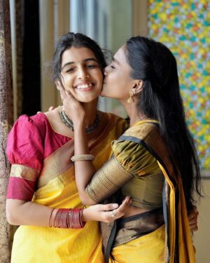 Deepika Damu Instagram - Part Of My Pack✨🥹
Missed Many>>

Captured @shot.ssup
@midaswesuals

#kanaakaanumkaalangal #vijaytelevision #disneyplushotstartamil #deepikainkanaakaanumkaalangal #deepuuinkanaaasharitha #deepuuharitha #deepuuharithakanaa  #harithatomboy #deepuutomboy #deepuuharithatomboy #deepuureels #deepuuofficial #reels #deepuuinsaree #ᴛʀᴇɴᴅɪɴɢʀᴇᴇʟs