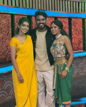 Deepika Damu Instagram - Do watch Jodi are u ready Today @9.30 pm @vijaytelevision @disneyplushotstartamil 

Choreographer @yobu_lucas
MUA @sandhya_23.
Attire @mownesh_official

#kanaakaanumkaalangal #vijaytelevision #disneyplushotstartamil #deepikainkanaakaanumkaalangal #deepuuinkanaaasharitha #deepuuharitha #deepuuharithakanaa  #harithatomboy #deepuutomboy #deepuuharithatomboy #deepuureels #deepuuofficial #reels #deepuuinsaree #ᴛʀᴇɴᴅɪɴɢʀᴇᴇʟs #dancevideo #jodiareureeady #deepikakalai #kalaideepika