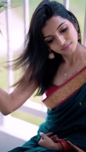 Deepika Damu Instagram - Aradhya✨
Wearing: @shri_she ❤️
🎥: @manojjacksonofficial 

@mj_mediaz 
@pavilino_ 
@hari_prasath___ 

#kanaakaanumkaalangal #vijaytelevision #disneyplushotstartamil #deepikainkanaakaanumkaalangal #deepuuinkanaaasharitha #deepuuharitha #deepuuharithakanaa  #harithatomboy #deepuutomboy #deepuuharithatomboy #deepuureels #deepuuofficial #reels #deepuuinsaree #ᴛʀᴇɴᴅɪɴɢʀᴇᴇʟs #dancevideo