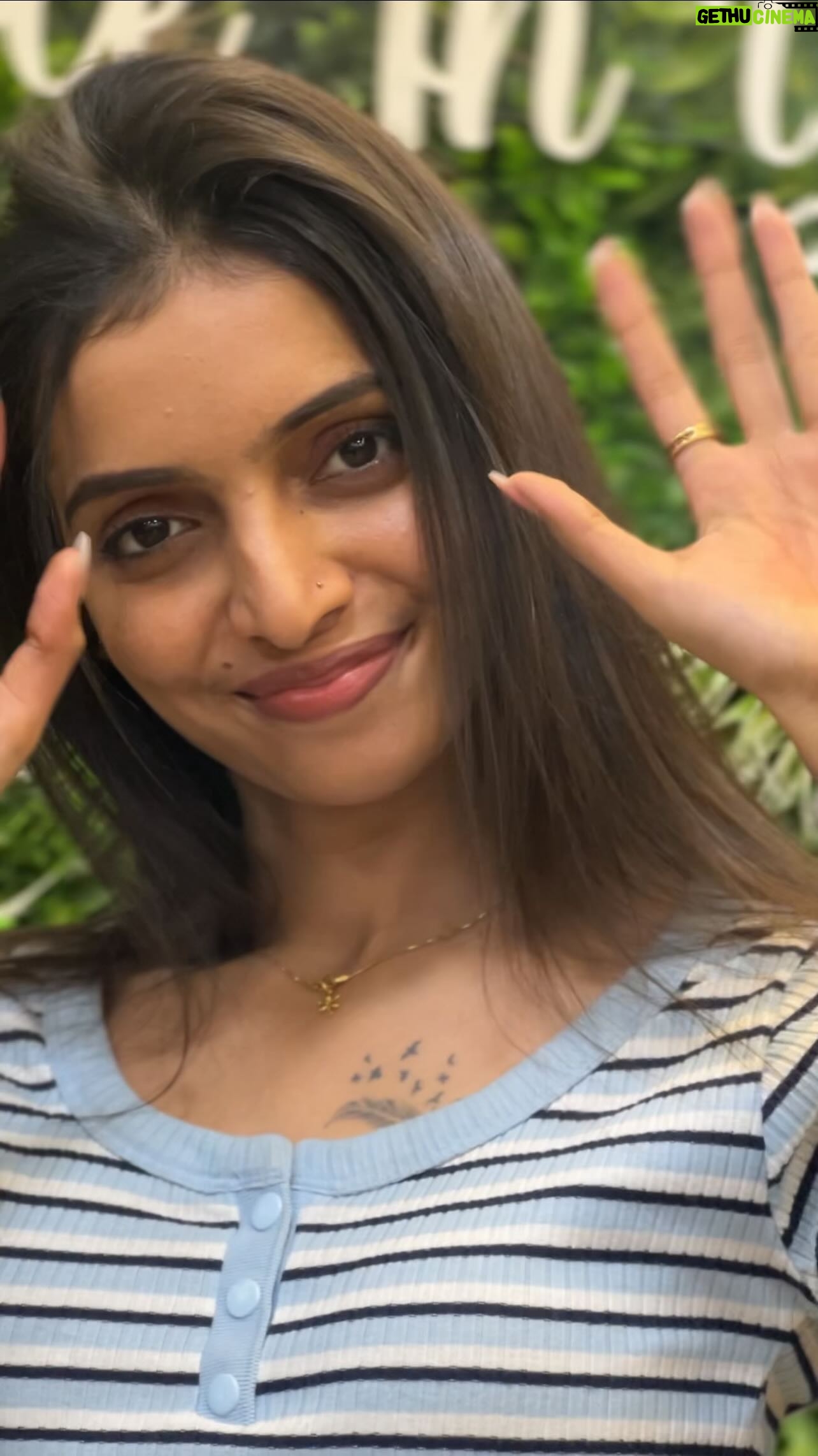 Deepika Damu Instagram - Frizz got you down? Say goodbye to uncontrollable waves and hello to sleek, manageable hair with our Keratin treatments at Studieo7 Signature Lounge Thudiyalur ! * Frizz-Free Finish * Silky Shine * Reduced Blowout time * Long lasting Results Slide into our DMs or visit Studieo7 today for a consultation with our hair experts. We’ll help you find the perfect Keratin treatment to achieve your dream hair! #Studieo7 #KeratinTreatment #FrizzFreeHair #ShineBright #ManageableHair #HealthyHair #BlowoutGoals #TreatYourself #HairGoals #nomakeup #kanaakaanumkaalangal #vijaytelevision #disneyplushotstartamil #deepikainkanaakaanumkaalangal #deepuuinkanaaasharitha #deepuuharitha #deepuuharithakanaa #harithatomboy #deepuutomboy #deepuuharithatomboy #deepuureels #deepuuofficial #reels #deepuuinsaree #ᴛʀᴇɴᴅɪɴɢʀᴇᴇʟs #dancevideo #jodiareuready #jodiareuready💃🕺 #deepikadamu #deepikajodi