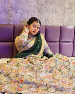 Deepthi Rajendra Instagram - Sugar Spice & Everything Nice☺️

🥻 @mokshe_rental_destination 
📿 @krishya_bridal_collections