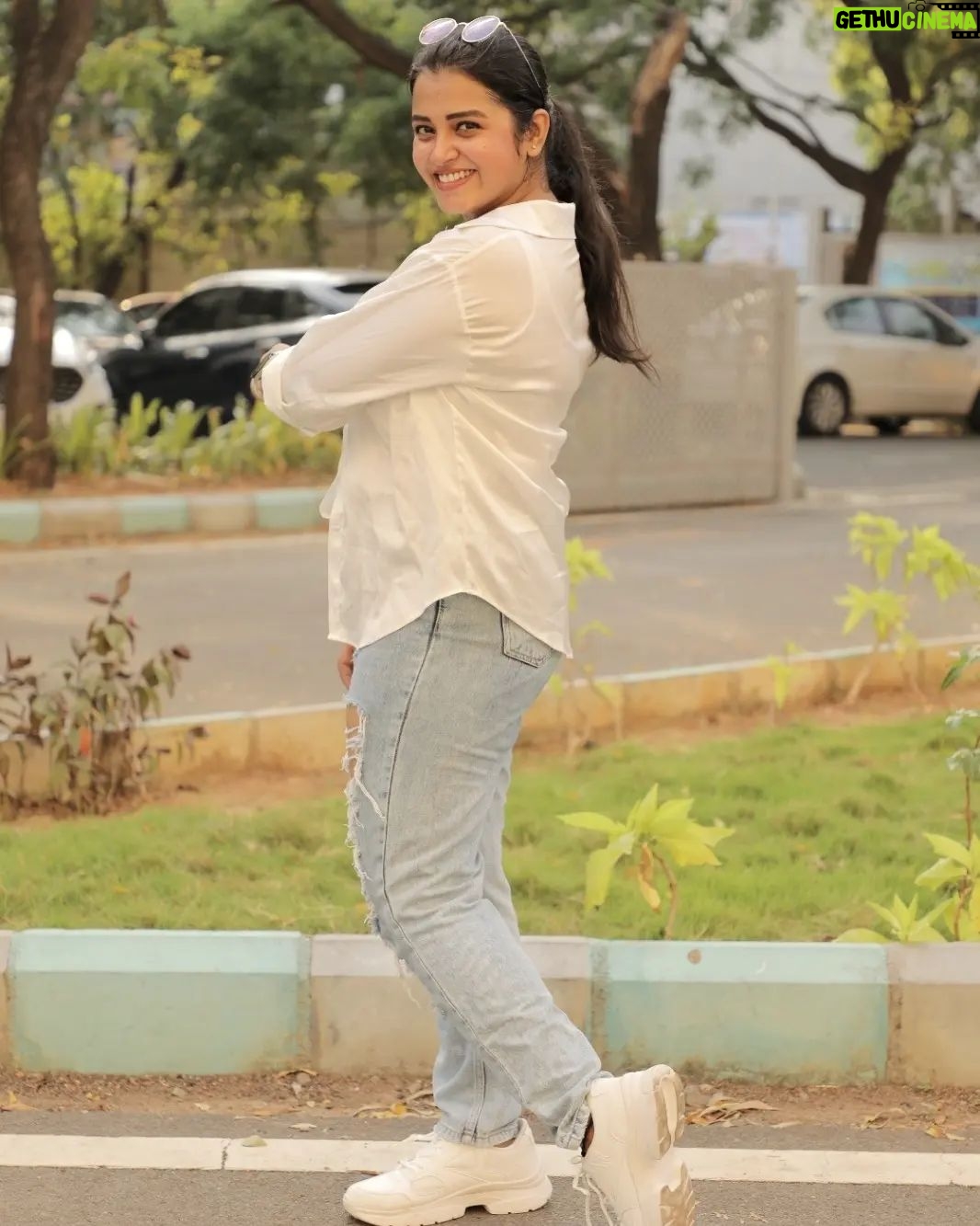 Deepthi Rajendra - 3.6K Likes - YOU GLOW, GIRL ⭐️
Pc: @itsnavas_zone
#suntv #deepthirajendra #dr #skv2023 #skv #skvdance
#sunkudumbamvirudhugal2023 #skvrehearsal #suntvserial #malini #sundarimalini #sundari #priyamanathozhi #sangavi
