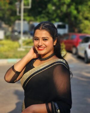 Deepthi Rajendra Instagram - There's something about Black 💯🖤

#skv2023 #sunkudumbamvirudhugal2023 #suntv
#deepthirajendra #DR