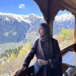 Deepti Naval Instagram – Discovered this little gem of a place in Hamta, truly a get away – where one can spend a quiet time with oneself,  contemplating on the ways of the world . . . 😌