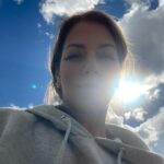 Defne Kayalar Instagram –