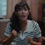 Della Dartyan Instagram - Ellyas Pical sudah tayang di @primevideoid ✨ Akhirnya bisa posting look ini. Rina Siahaya, salah satu karakter yang paling berkesan untukku. Par @drg.rina_siahaya Mama Rina danke banya su kasi doa deng berkat. Danke lai su sabar deng beta walaupun beta batanya paleng banya slama riset par periapan syuting 💙🫶🏻🤗