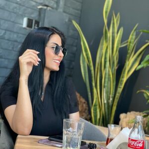 Delnya Mohammadi Instagram - 🦋