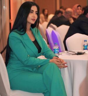 Delnya Mohammadi Instagram - یەكەمین كۆنفراسی دڵنیایی لە هەرێمی كوردستان و عراق 🦋