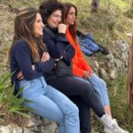 Delphine Wespiser Instagram - Comment ne pas te louer !!?? 🙏🏻 MERCI POUR CETTE AVENTURE EN SOI ET AVEC VOUS 🤍 Merci à Maryel notre superbe productrice et à tous ceux qui ont œuvré pour créer et imaginer cette émission qui fait du bien 🤩 Je vous aime ♥️ @claramofficiel @simoncastaldi @jmgenereux @paul_el_kharrat @fabienne_carat