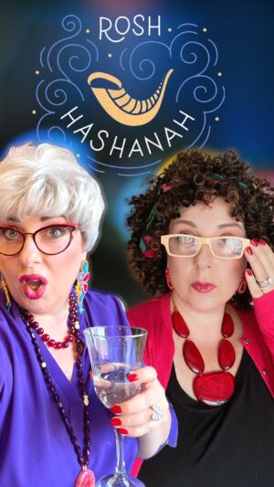 Demet Tuncer Instagram - Meet my new characters…. Miriam, Phillis and Doris!

This time, Let’s celebrate the Jewish culture…Today is a new beginning… A new year… It is important to start the year with apples and honey!!
Shana Tova! What are your New Year wishes for this year?!
.
.
.
.
.
.
.
#shanatova #shanátová #shanatova🍎🍯 #roshhashanah #roshhashana #celebrate #celebratenewyear #jewishnewyear #comedywomen #funnyskit #funnyskits @nbcsnl @jimmyfallon @adamsandler @mosseri @dijitalde.basaranlar @mazjobrani @alexmakesastand @getbakkal @reesewitherspoon @theellenshow @joanrivers