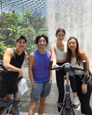 Denise Camillia Tan Instagram - March was unforgettable!❤️‍🔥 I got to spin right next to the mesmerizing rain vortex in Jewel!

Huge thanks to @opposingapore for having me and making it a fun and sweaty experience! The energy was electric!⚡️ 

#OppoWatchX #OppoMeetup #ElevateEveryMoment