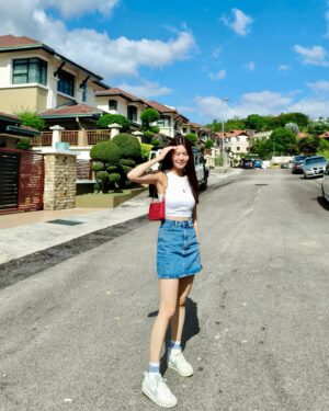 Denise Camillia Tan Instagram - 人日快乐🩵