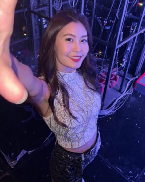 Denise Camillia Tan Instagram - Ready to BOOMBAYAH tonight ❤️‍🔥

Catch us LIVE tonight at 7:30pm on @mewatch.mediacorp for #PresidentsStarCharity ! 

#mediacorpPresidentsStarCharity