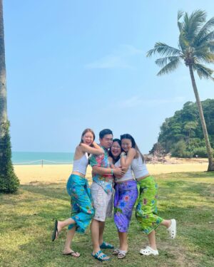 Denise Camillia Tan Instagram - Club Med memories 🌴

1. Caught the sunrise on the last day before heading home 🌄 

2. A sweaty Pilates session w my cutie sis 

3. Archery- my new fav activity! 🏹 

4. Not risking another lizard scare in the bathroom. Hence the hanger for protection 🦎 

5/6. Be present & cherish every moment w your loved ones🫶🏻 

7. The last time I did flying trapeze was when I was 10. 20 years later I’m back at it w a knee hang!🫡

8. Ice cold beer on a hot hot day 🍺 

9. Besties 🐒
