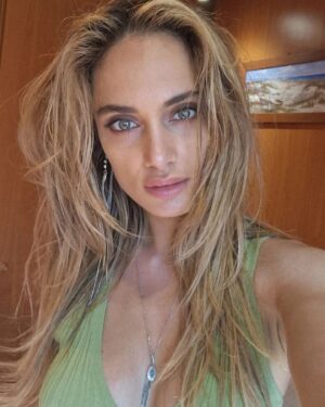 Denise Capezza Instagram - 💚