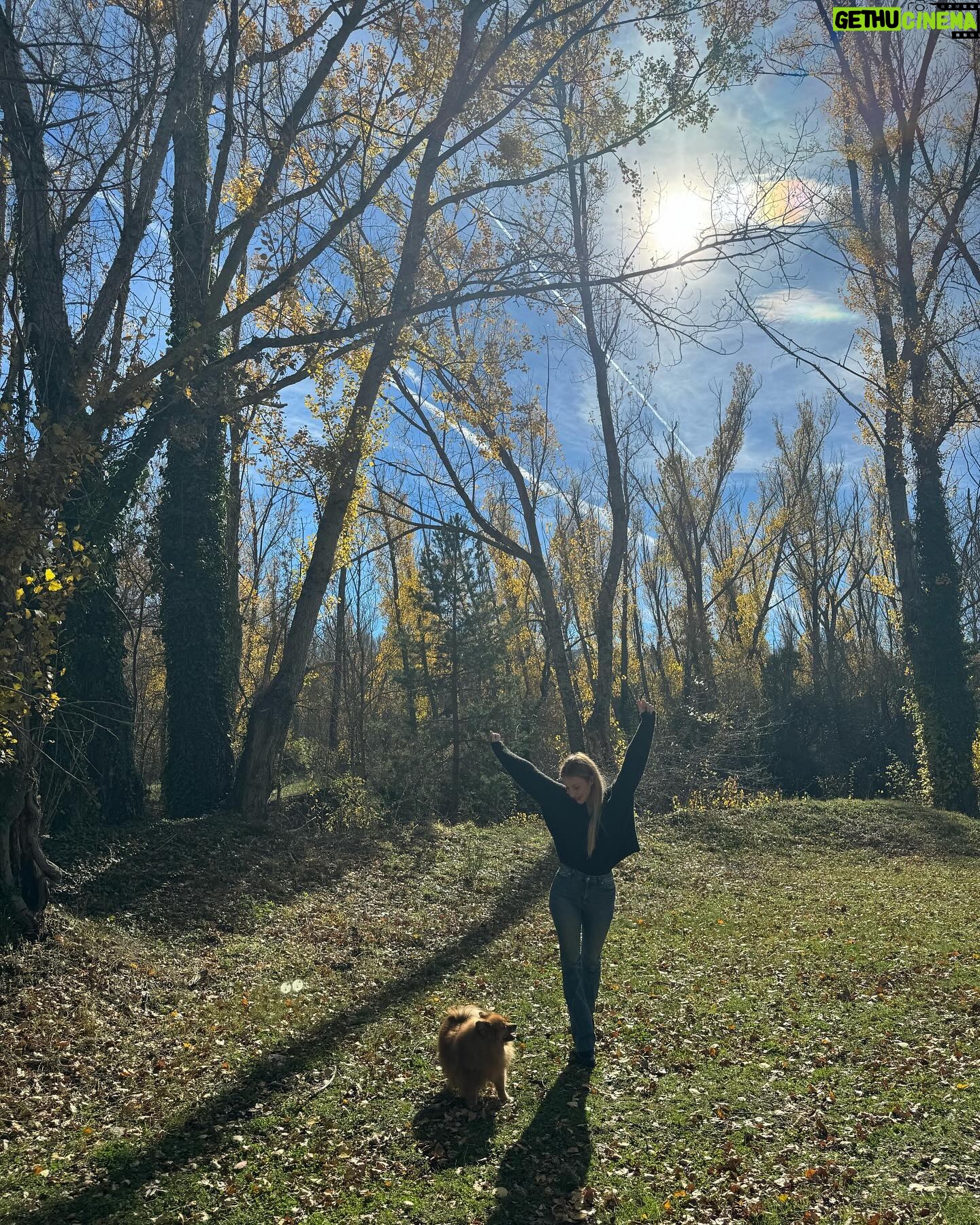 Denisse Peña Instagram - Loving my season 🍂🤎