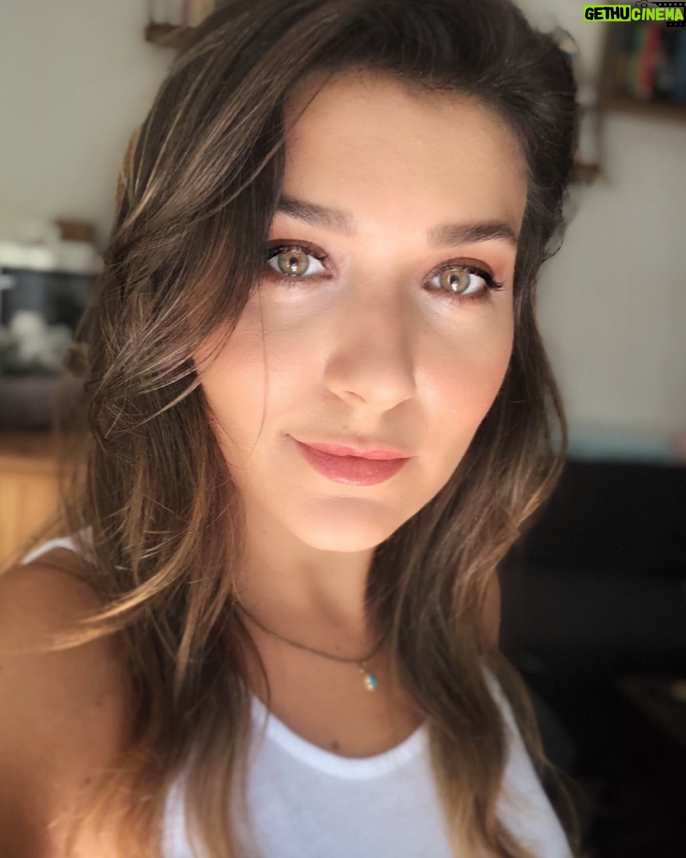 Deniz Bolışık - 7.9K Likes - Gün sonu raporu için; bu fotoyu buraya bırakıyorum,
yine bir fotograflı not olarak yerini alsın 🥰
31.08.2020