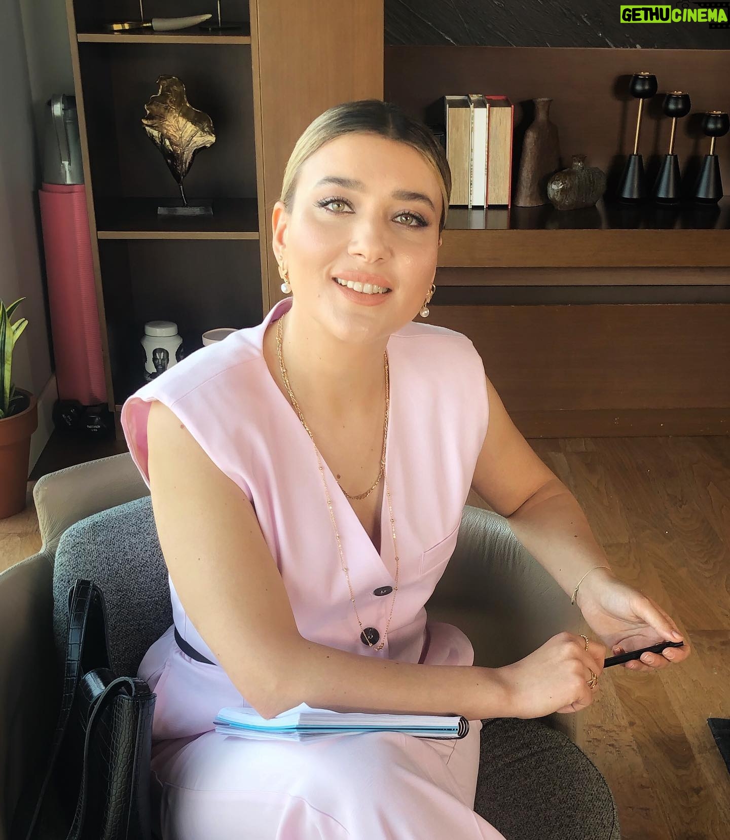 Deniz Bolışık - 2.8K Likes - 🌸
💄 @seldasahiniscen
👧 @ercanermis
👚&📷 Tatlı #Mahkum Ekibi