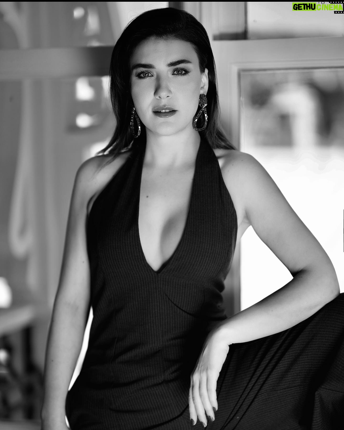 Deniz Bolışık - 2.9K Likes - 🤍🩵🩶🖤