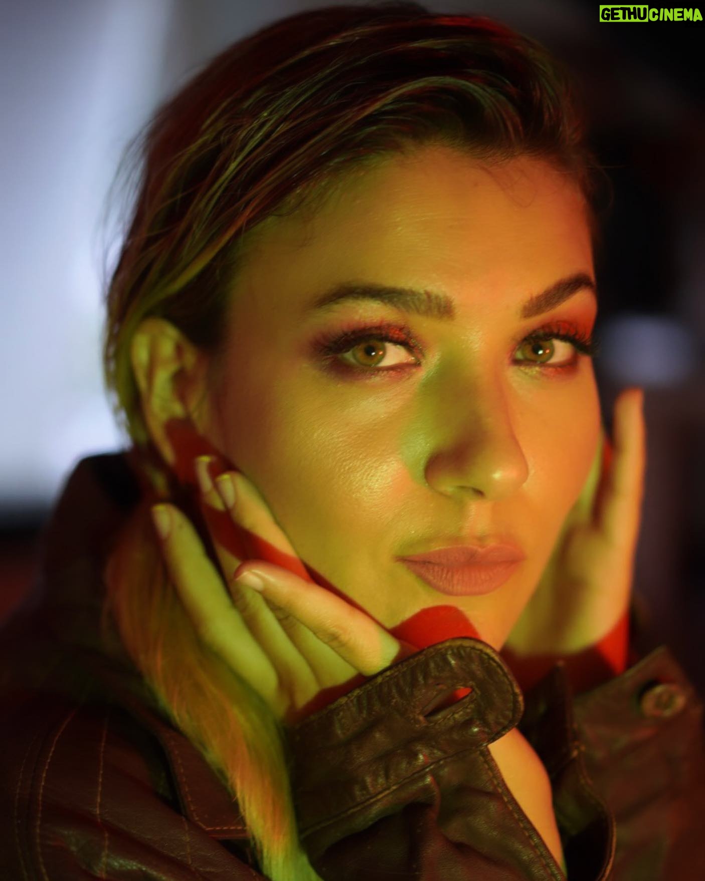 Deniz Bolışık - 4.3K Likes - 📷 @bulentbab