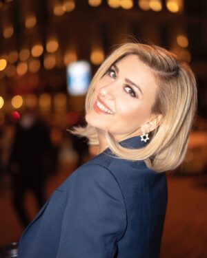 Deniz Bolışık Instagram - 💙
2022, Deniz diye seslenmiş mesela, 
böyle karşılaşmısız onunla 🤩
Olur ya 🤪

📷 @bulentbab