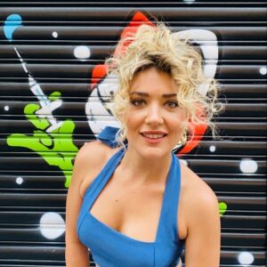 Deniz Bolışık Instagram - 💛