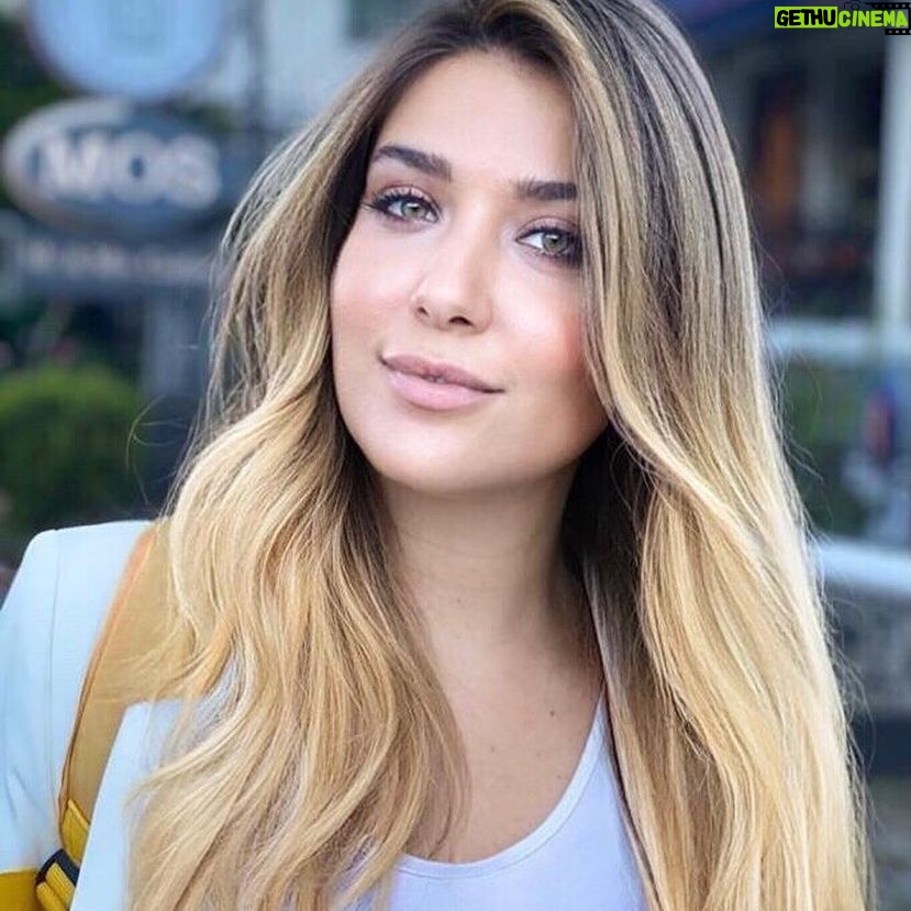 Deniz Bolışık - 5.6K Likes - Bugün 2. Dozu aldım...
Sıradan bir Mos Günü
@mos_bebek