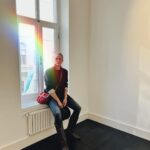 Deniz Barut Instagram – Düşlerini özgür bırakabilene, düşlerini yaşam tarzına dönüştürebilene ve hatta düşlerini mesleğe dönüştürebilene hayranlıkla, saygıyla baktığım bir gündü bu. 
#artweek