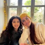 Deniz Barut Instagram - Deniz, Eda, Eliz 🍋