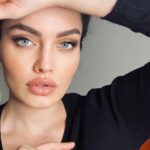Deniz Durmaz Instagram - You choose 1 or 2🤔😘😘