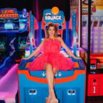 Denyzee Instagram – Une journée bien bien basique dans le monde de Barbie 😂😂 Shoot par @marinaandcamera à @vegas c’était incroyable! 

Quel est l’endroit que tu rêves visiter?

#vegas @nynyvegas #nynyvegas #nynyvegashotel #barbie #barbiedoll #barbiestyle #barbiegirl #outfit