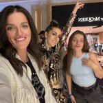 Denyzee Instagram - Bonsoir Paris, Bonsoir Québec, ici Céline! (de wish) 🤣🤣 Nouvelle vidéo sur YouTube! Qui l’a vu? Voici un petit photo dump de ces incroyables moments à Las Vegas 🎰✨ Notez la ressemblance sur /10 dans les commentaires. Thanks to @bodyguard_buddha for being our angel of the day! Merci à mon équipe de choc @manontuf et @amandine_gros_ ✨ #celine #celinedion #24h #doppleganger #sosie #sosiecelinedion #sosies #lasvegas #vegas #photodump #decemberdump #celinedionvegas