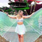 Denyzee Instagram – Tomorrowland c’est fini ✅ il y a 10 ans, en parlant avec mon meilleur ami je lui disais: ce serait fou un jour d’aller à @tomorrowland 🎶 et aujourd’hui @cocacolafr et @coke_studio ont réalisé (probablement sans le savoir) mon rêve, et je leur serai éternellement reconnaissante 🥹 alors merci à toutes les équipes d’avoir pu rendre ça possible, et de me permettre d’inspirer des centaines et milliers de personnes à croire en leurs rêves aussi 🤍

Les amis, tout est possible, il suffit d’avoir une vision claire de ce que l’on souhaite obtenir. Et toi ce serait quoi ton rêve? 

#festival #festivaloutfit #tomorrowland #tomorrowland2023 #festivalfashion #fee #fairytale #fairytail #music #musicfestival #outfitinspiration #collaborationnonrémunérée