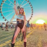 Denyzee Instagram - Coachella jour 1 #coachella #outfit 🎡☀️ expérience au top dans un des plus gros festival de musique des USA. Notez mon outfit /10! #coachellaoutfit #coachellastyle #ootd #music