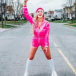 Denyzee Instagram – Hi Barbie 🤣🩷 Quelle version de Barbie fait la plus pleurer 1, 2 ou 3 😭🤣?

Qui a hâte de voir la sortie du film?

#barbie #barbiedoll #barbiestyle #barbiegirl #pink #pinkoutfit #paris