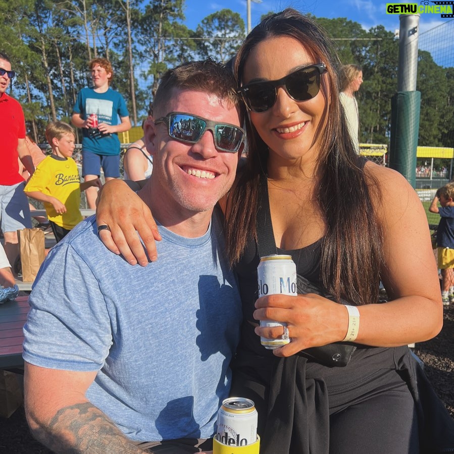 Deonna Kupryk Instagram - Baseball, beer, & @thesavbananas ππΊπΈ