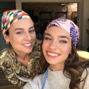 Derya Artemel Instagram - #KendiDüşenAğlamaz kamera arkası ve çok sevdiğim bir aile :) ❤️