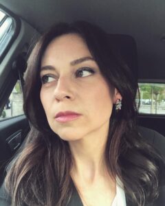 Derya Artemel Instagram - yakın zaman 🚙