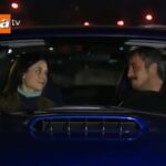 Derya Artemel Instagram - Geçmiş 20 yıl… Hayatta sevdiğim işi yapabildiğim için hep çok şanslı hissettim kendimi. Oyunculuk lise yıllarından beri hayalimdi, öyle böyle bir hayal değil ama, sevdası içimi yakıp kavuran, çalışıp çabalatan, gecemi gündüzüme katan.. :) Sahne üstü ve kamera önü çok mutlu olduğum, zamanın benim için durduğu yerler oldu hep. Harika insanlarla tanıştım, çalıştım. Her şey her zaman toz pembe değildi elbette. Hayal kırıklığı yaşadığım da oldu, “keşke başka türlü olsaydı” dediğim de ama tüm yaşadıklarım, zaman içinde bana öğrettikleriyle, kazandığım farklı bakış açılarına, aştığım duygulara, çıktığım yeni yollara dönüştü. Büyüdüm bu yolda. Hep çok şey öğrendim, yolumun kesiştiği pek çok insan çok şey öğretti bana. Hala öğreniyorum… Yıllar yılları kovalamışken bir hatıralar geçidi de buraya bırakayım dedim. :) Her projeden fotoğraf koyamadım ama yukarıdakiler sırasıyla Weisman ile Kızılyüz, Zerda, Aliye, Seher Vakti, Yol Arkadaşım, Cinayet, Araf, Kırgın Çiçekler, Masanın Altında, Çocukluk 🙏🏻🌾