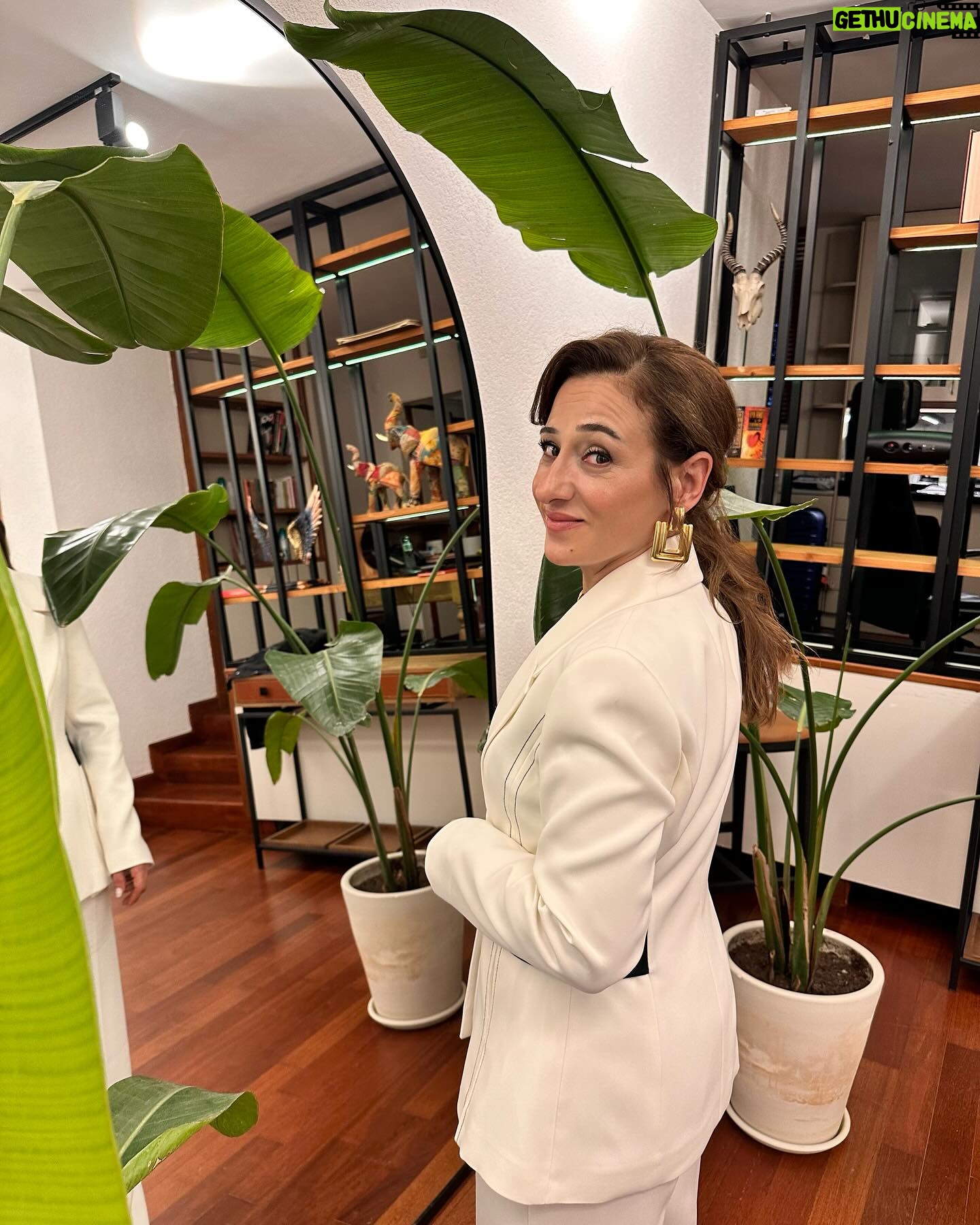 Derya Karadaş - 6.7K Likes - Dün çok güzeldi.
@sadrialisikodulleri 🤩