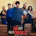 Derya Karadaş Instagram - #iyibirailedegiliz 9 Şubat’ta sinemalarda @iyibirailedegiliz @olympos.films @heimatlosfilms @hakibicici
