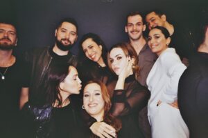 Derya Karadaş Instagram - sevdiklerimmm ❤️
#iyibirailedegiliz 
30.01.2024