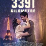 Derya Pınar Ak Instagram - Merhaba sevgili takipçilerimiz🌟 Karşınızda 3391 Kilometre için hazırladığımız 3 afiş. Yorumlara hangi afişi en çok sevdiğinizi yazarak filmimizin afişini seçmemiz konusunda bizlere yardımcı olmak ve bu sürece katkı sağlamak ister misiniz? Hadi yorumlara! 💛🎬✨#3391kmfilmoluyor
