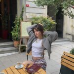 Derya Pınar Ak Instagram - ☕️🫧💕👭🏻🕊️