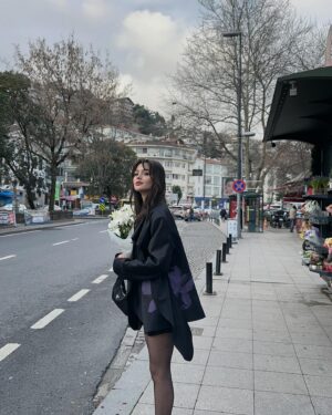 Derya Pınar Ak Instagram - .*･｡ﾟᵕ~☆.*･｡ﾟ
styling: @elifduzgunzzz 
@lesbenjaminsturkiye