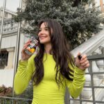 Derya Pınar Ak Instagram – Her gün DİMES Smoothie içen o kızsın 💁🏻♀️