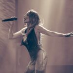 Despina Vandi Instagram - Ανυπομονώ να σας δω κι αποψε!!! #music #live #party