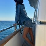 Despina Vandi Instagram - Χρονια πολλά με υγεία αγάπη και αρμονία αγαπημένοι μου! ❤️